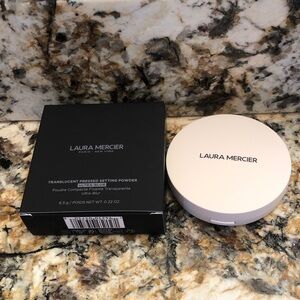 Laura Mercier Translucent Pressed Setting Powder Ultra-Blur